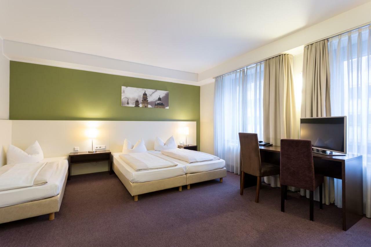 Hotel Dolomit München Kültér fotó